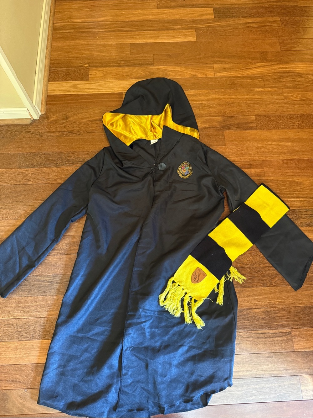 Hogwarts Adult Hooded Black Costume with Yellow Lining and Scarf One Size